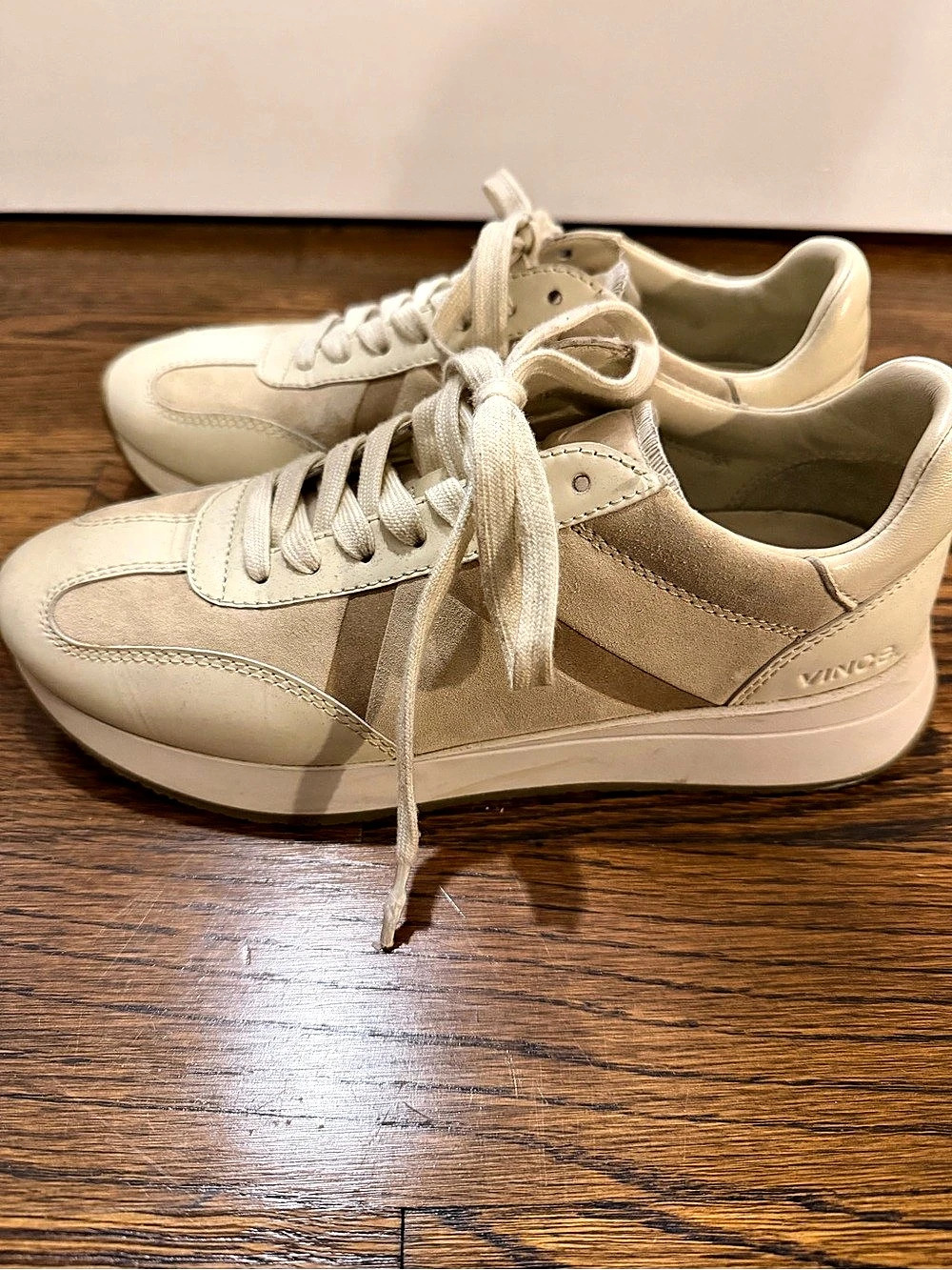 Vince Colorblock Cream & Tan US 6 / EU 36
